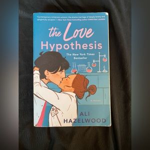the Love Hypothesis by Ali Hazelwood